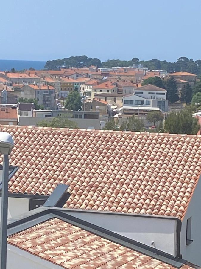 Ferienwohnung Apartman Nela Poreč Exterior foto