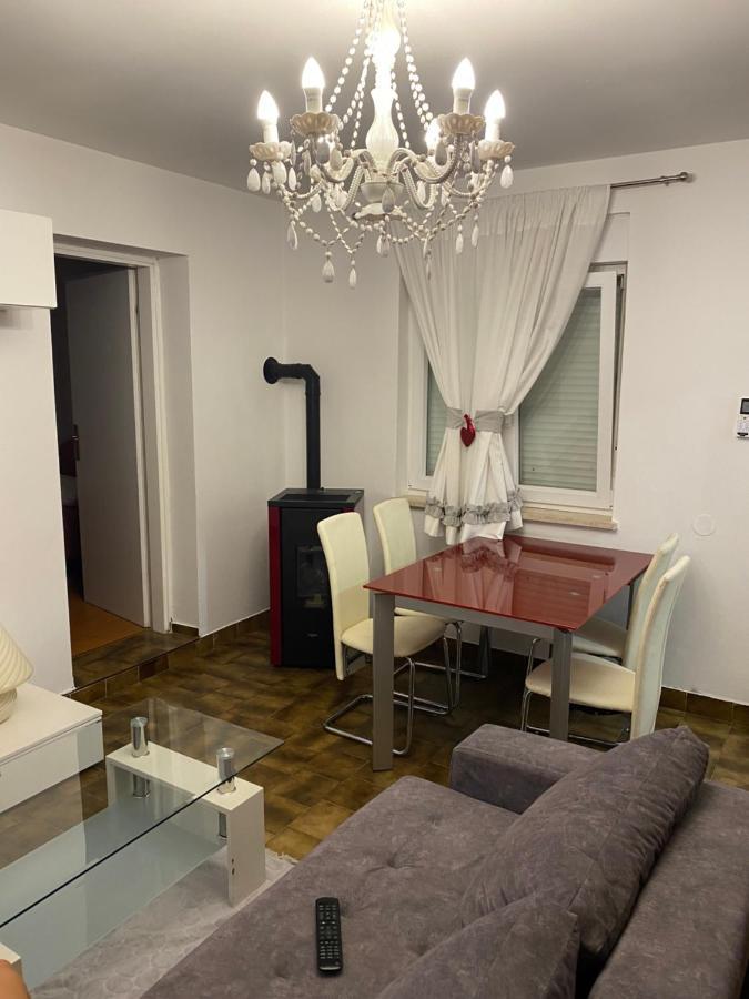 Ferienwohnung Apartman Nela Poreč Exterior foto